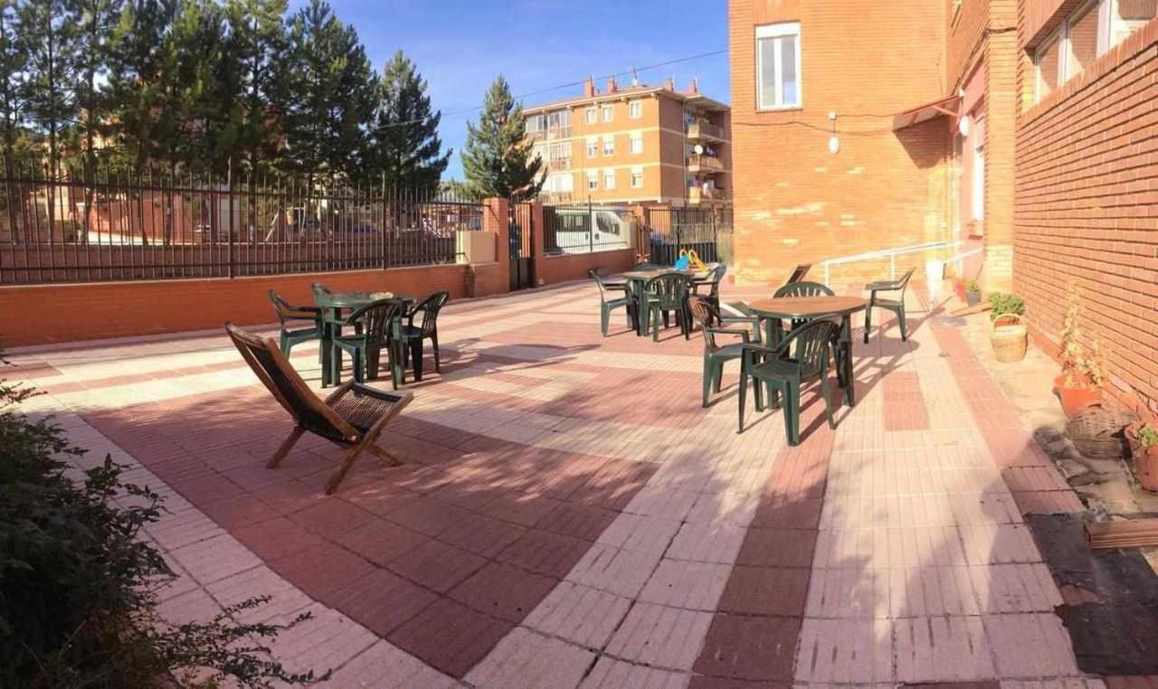 Albergue Ciudad Del Doncel Siguença Quarto foto
